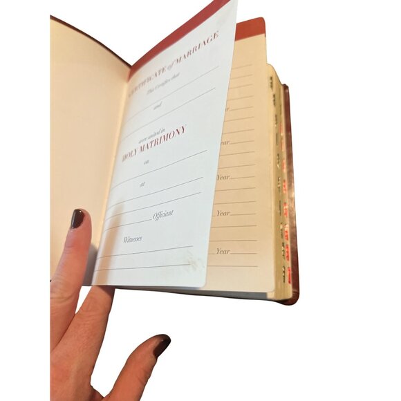 KJV Large Print Personal Size Bible Genuine LeatherTouch Holman Indexed - Picture 9 of 9